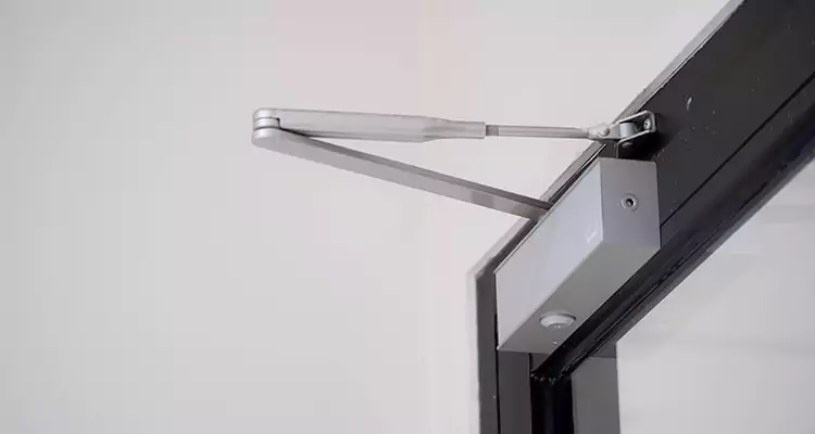 Screen Door Closer Repair in Safety Harbor, FL