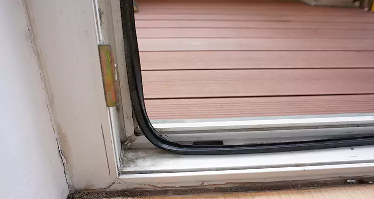 Repair Patio Doors Leaking at Bottom in Safety Harbor, FL
